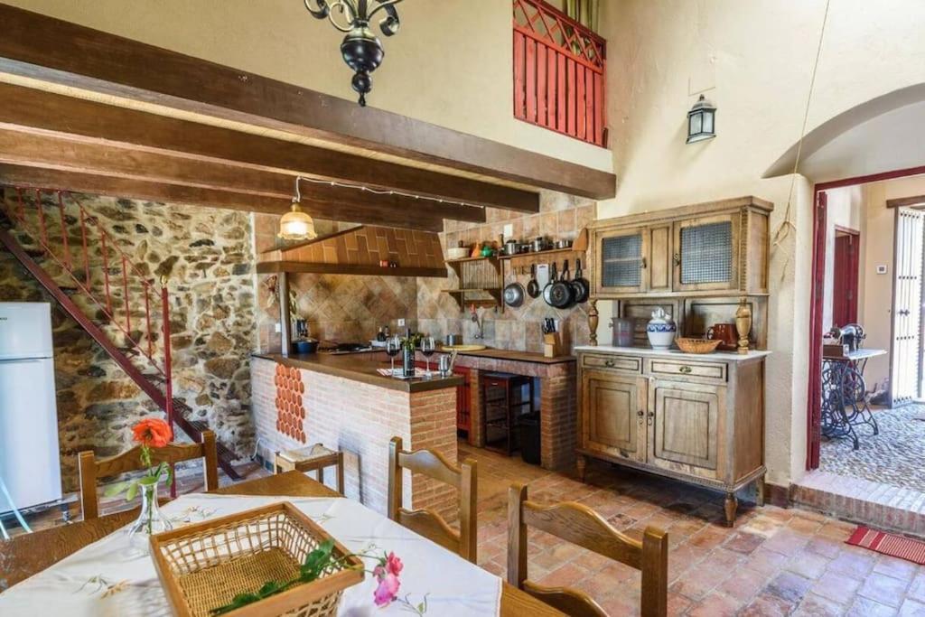 Vila Casa Cortijo En Dehesa Sierra Leon La Puebla de los Infantes Exteriér fotografie