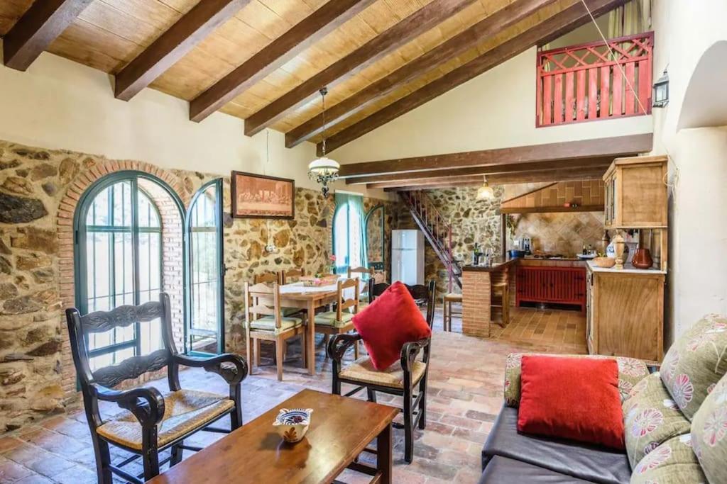 Vila Casa Cortijo En Dehesa Sierra Leon La Puebla de los Infantes Exteriér fotografie